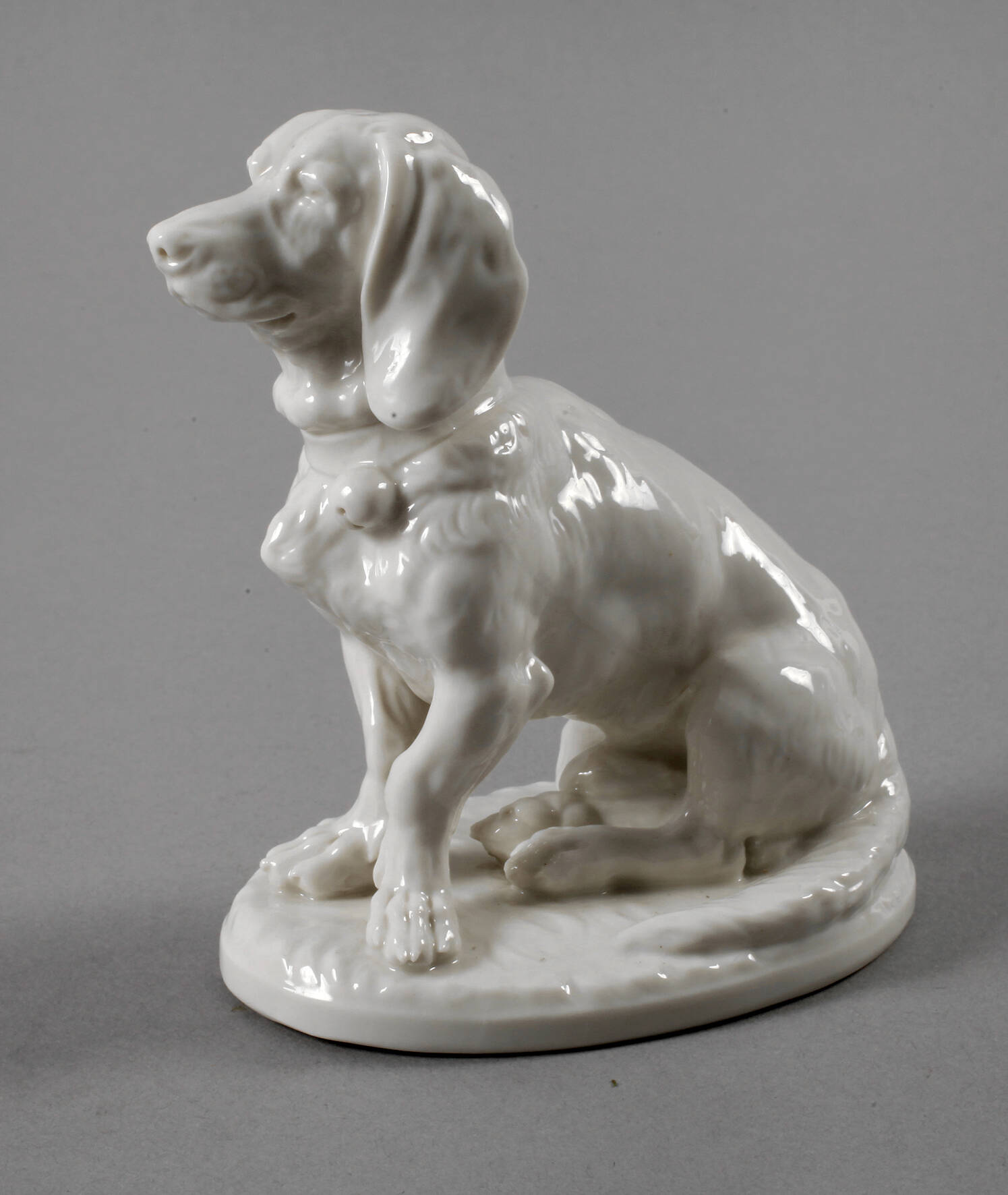 Nymphenburg "Dackel mit Schelle"