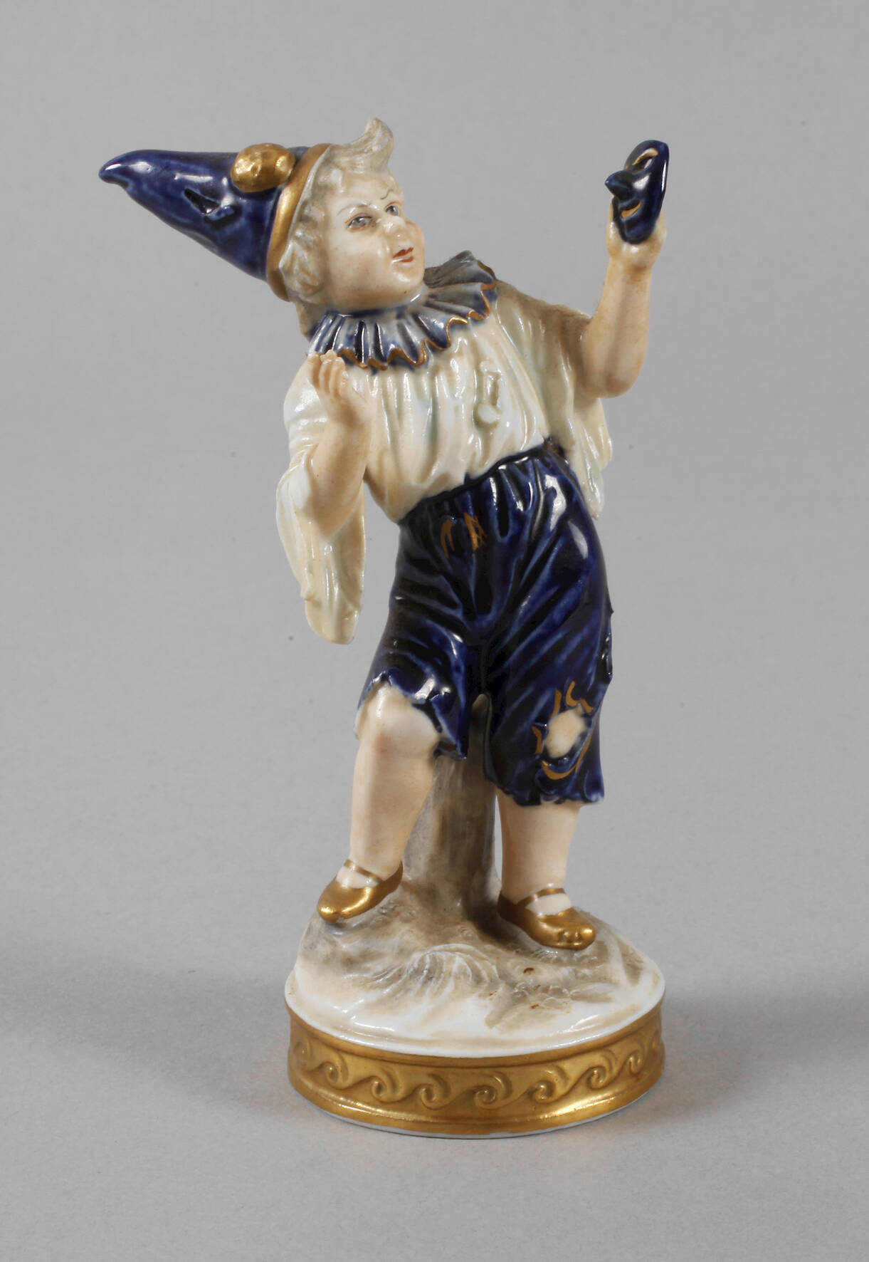 Volkstedt Bettelkind mit Maske