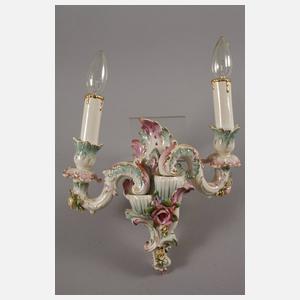 Volkstedt Kronleuchter und Paar Wandleuchter