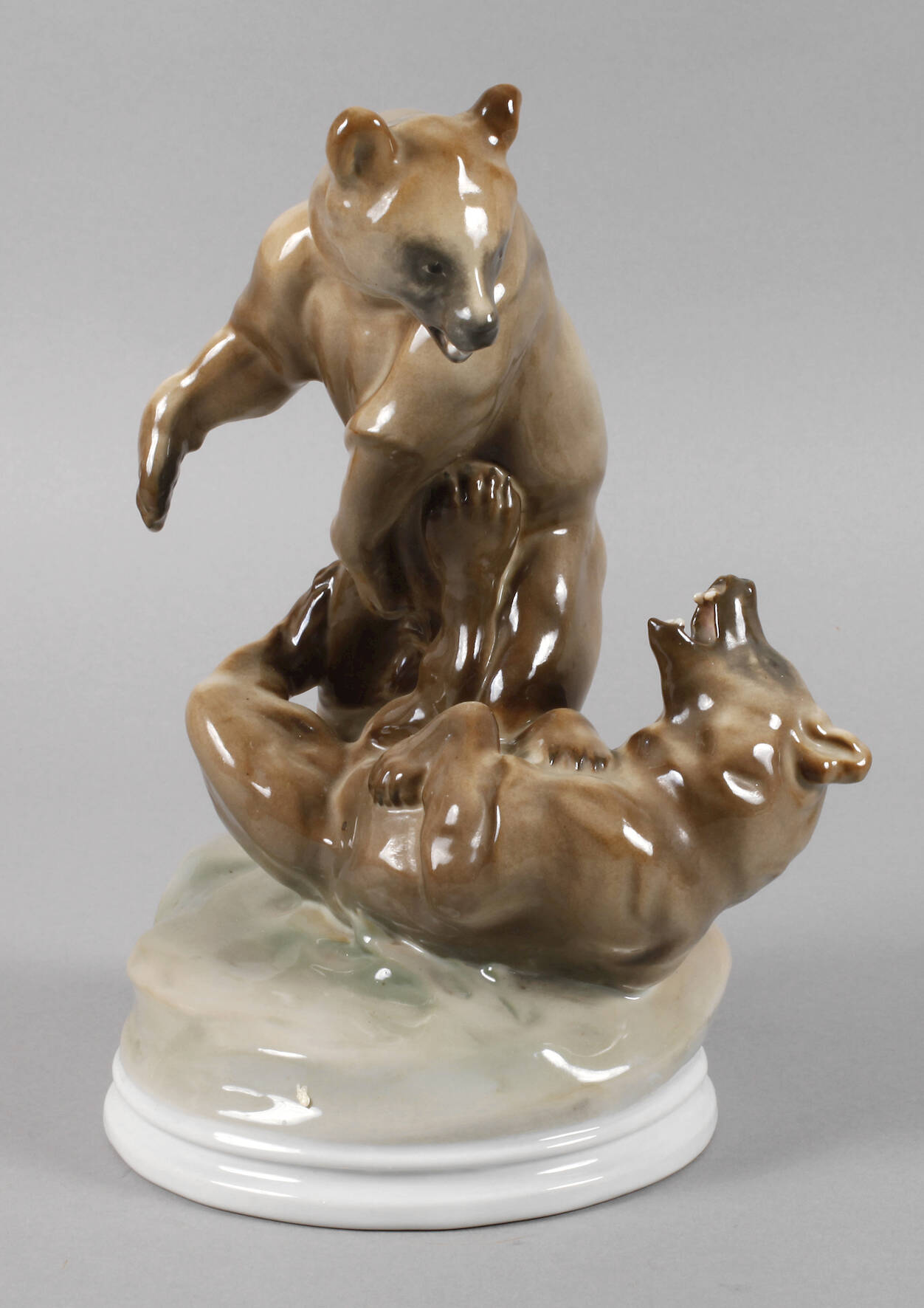 Zsolnay Pécs "Zwei spielende Bären"