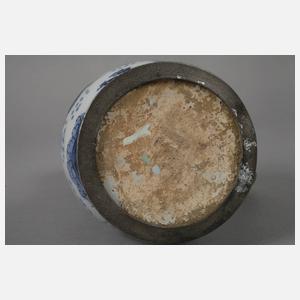 Fayencekrug mit Chinoiserie