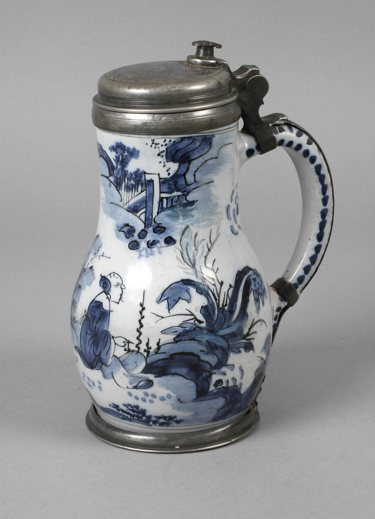 Fayencekrug mit Chinoiserie