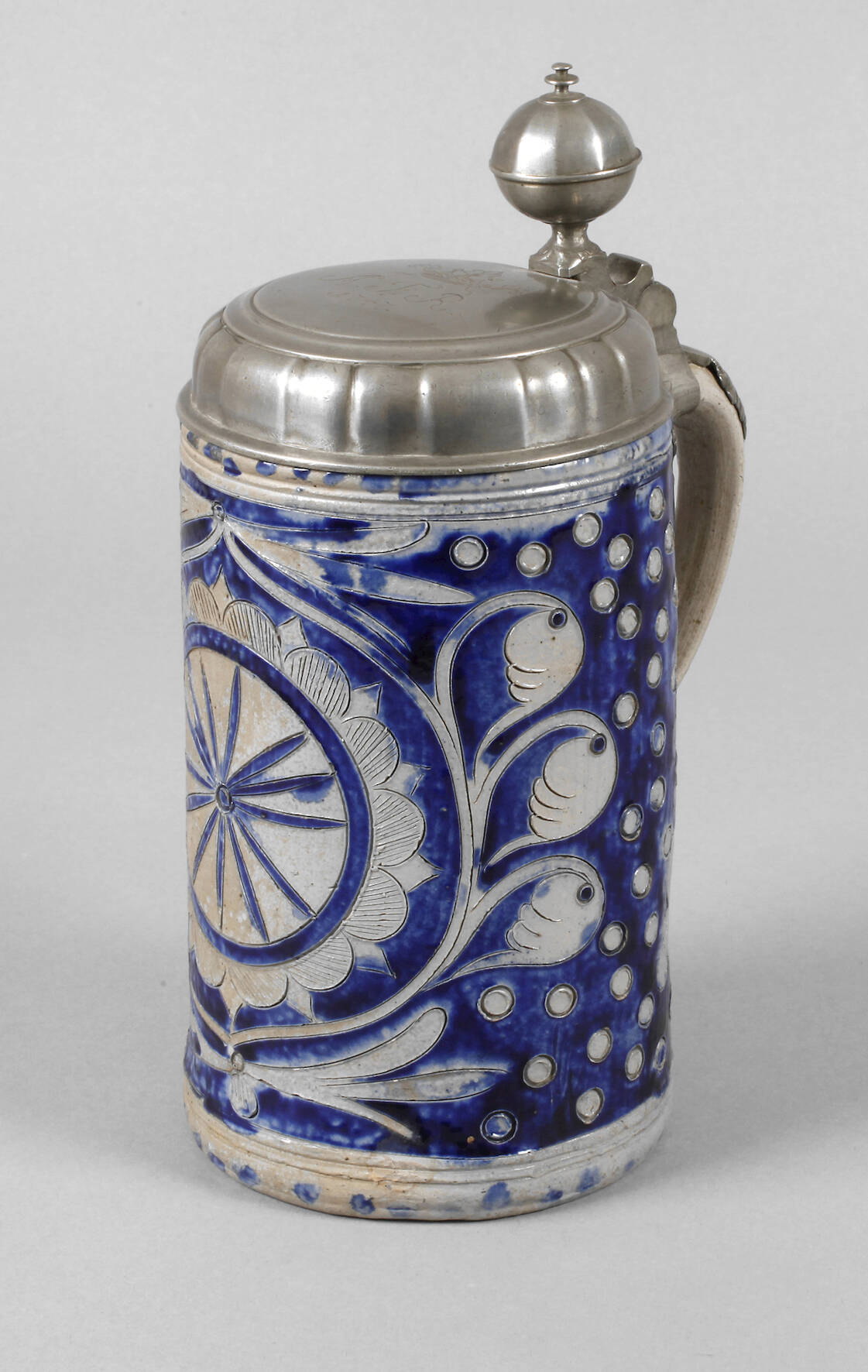 Hochwertiger Zunftkrug der Müller