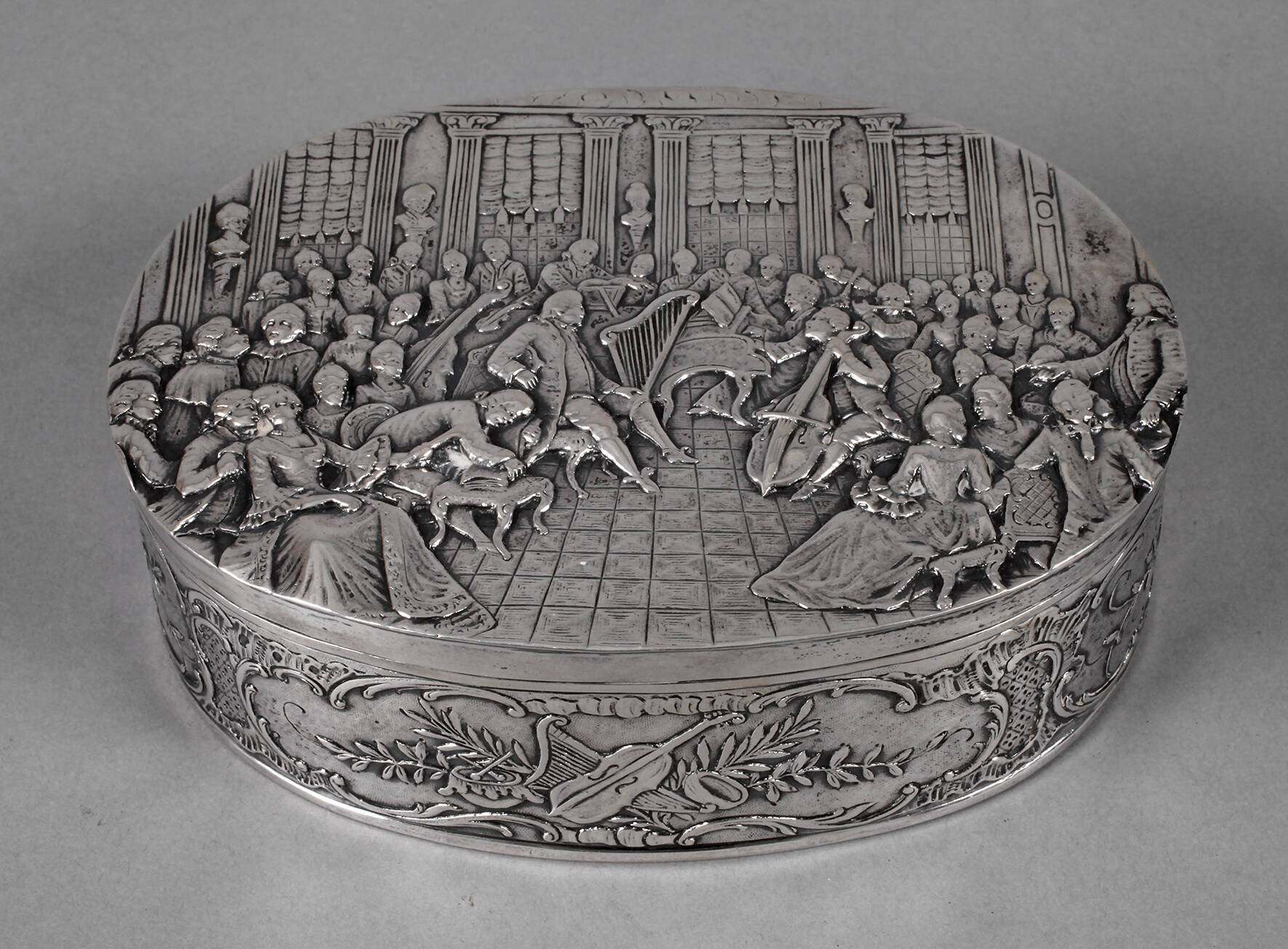 Silberdose Orchesterszene