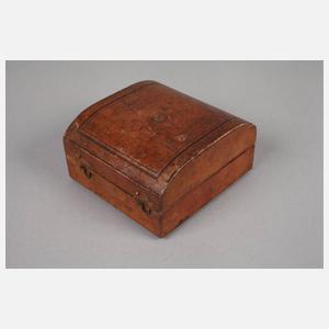 Sechs Serviettenringe im Etui