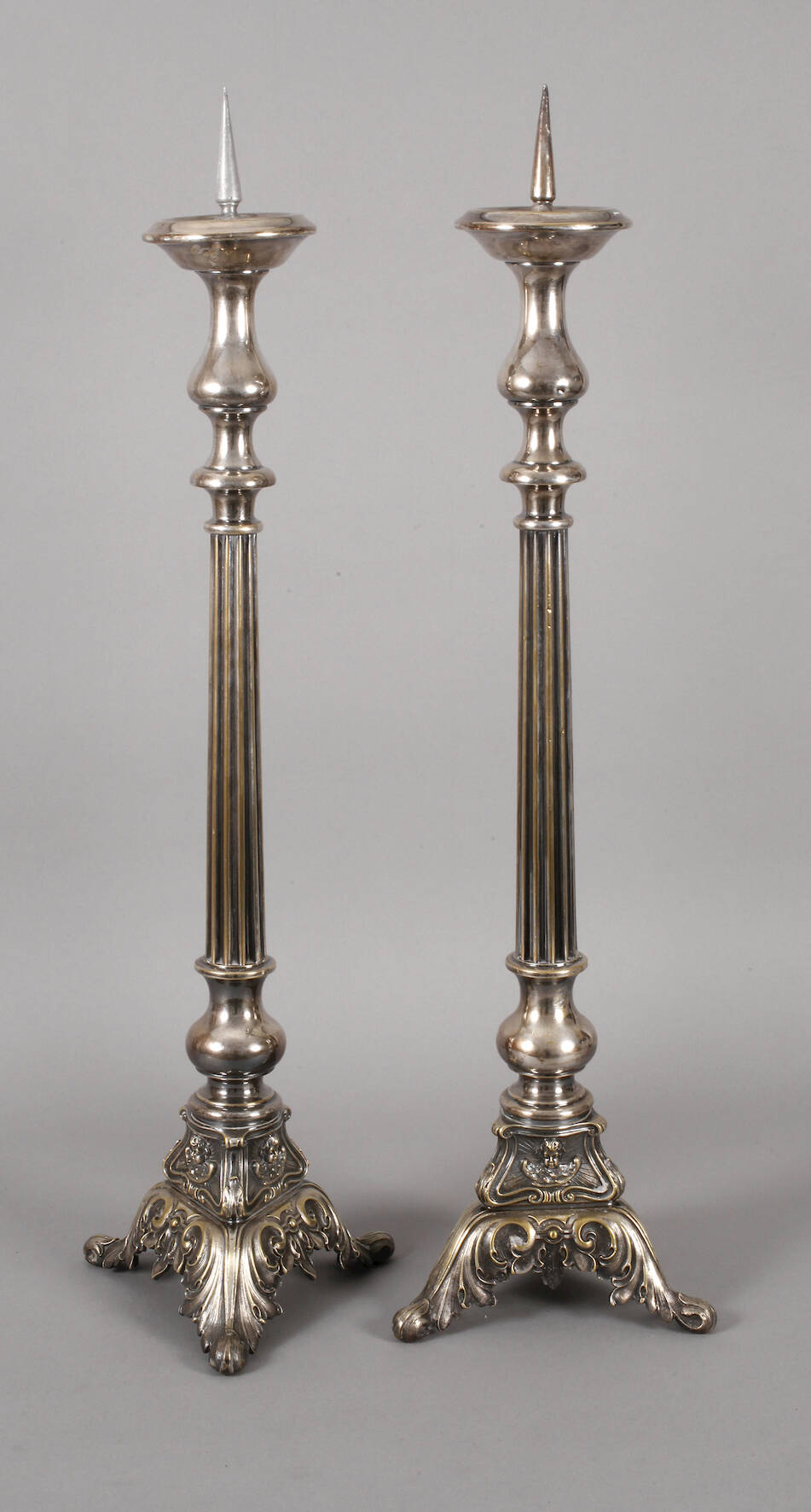 Paar große Altarleuchter