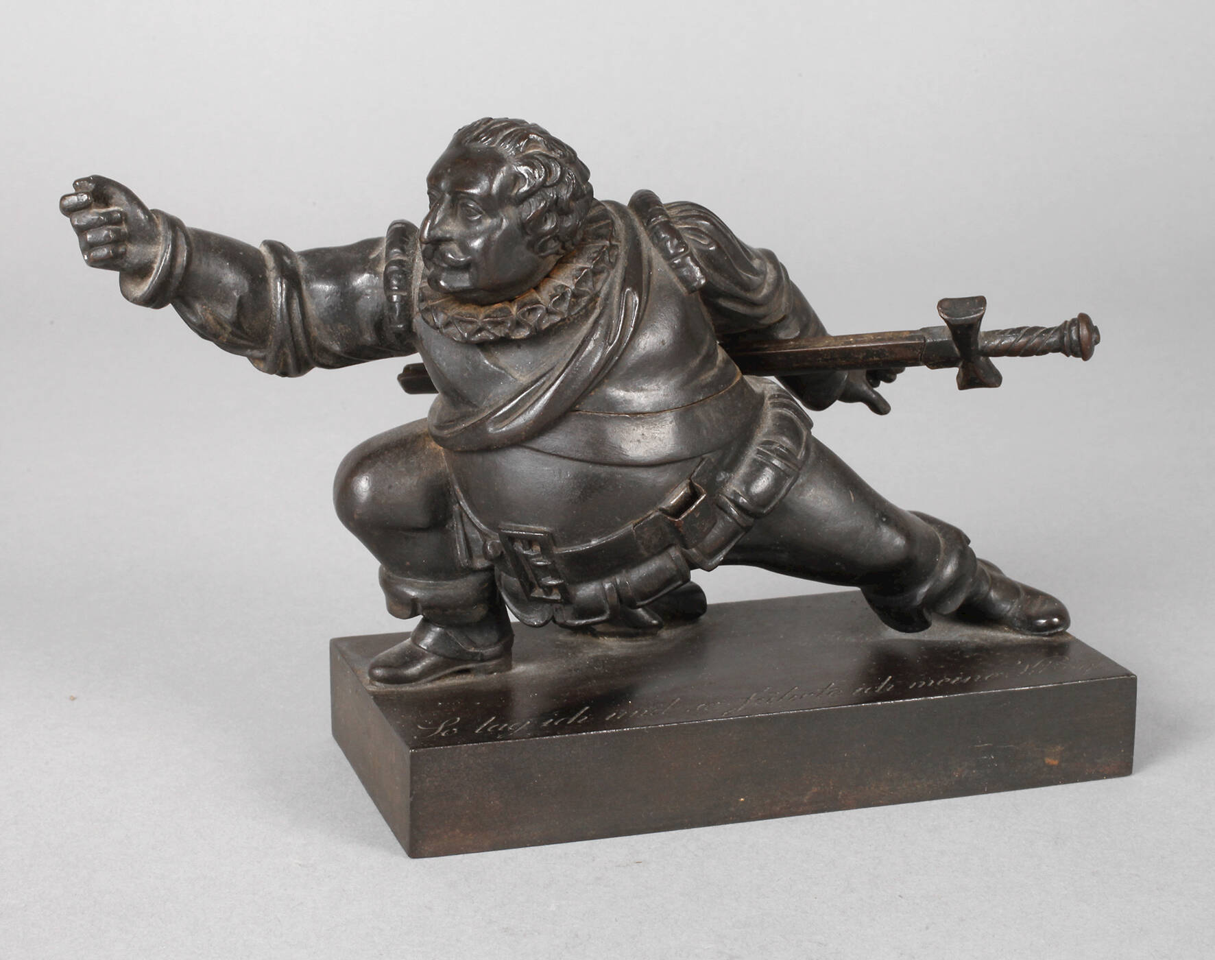 Figürliches Tintenfass als "Sir John Falstaff"