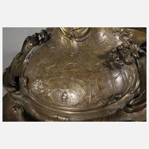 Übergroßer Salonleuchter Historismus