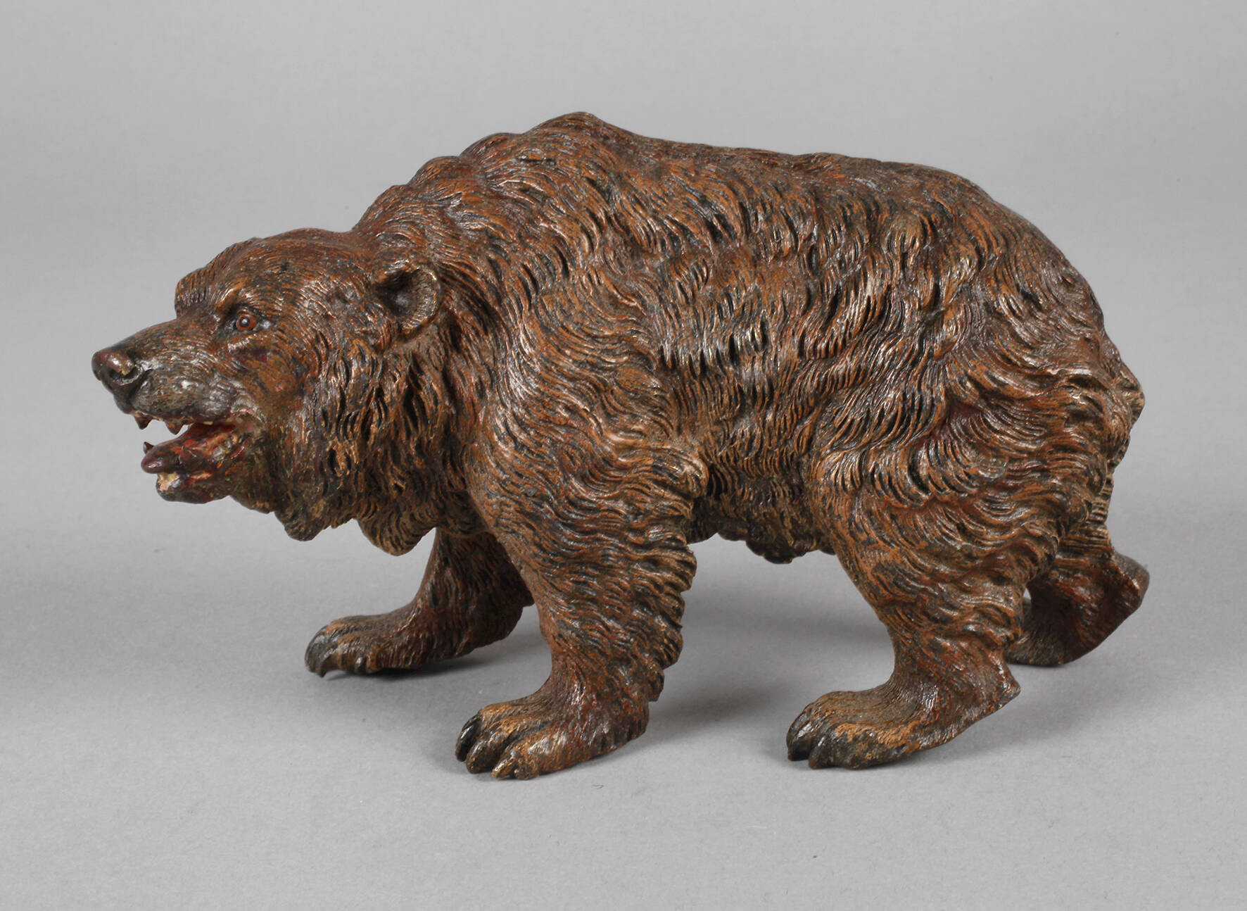 Wiener Bronze großer Braunbär