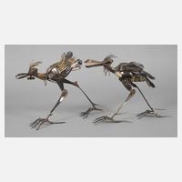 Zwei Vögel als abstrakte Besteckinstallation111