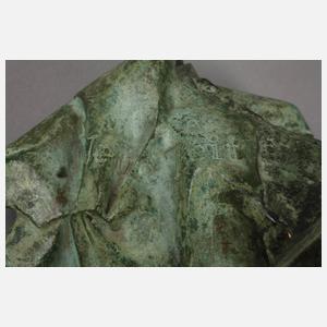 Kleinskulpturen "Spuren im Sand" und "Neue Zeit"