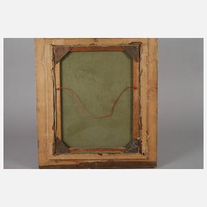 Aung Din, Junge Frau in Tracht