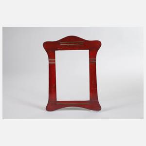 Drei rotbraune Jugendstilrahmen