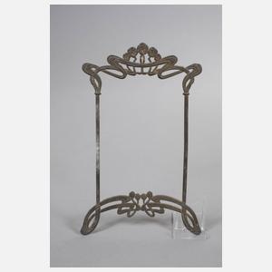 Zwei Jugendstilrahmen und Rahmenapplikation