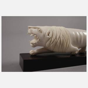 Figürliche Elfenbeinschnitzerei