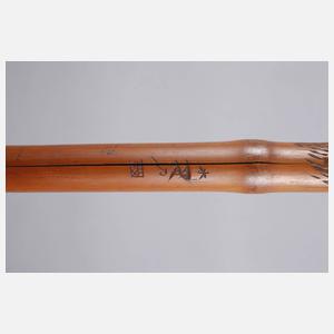 Zwei Spazierstöcke China