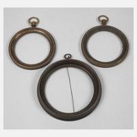 Drei Bronzerahmen111