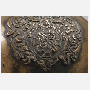 Historisierender Grapen