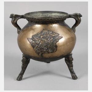 Historisierender Grapen