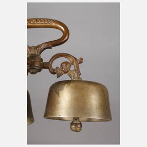 Dreiteilige Glocke