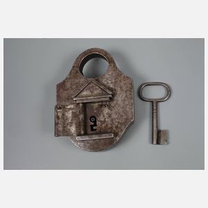 Historisches Vorhängeschloss