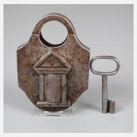 Historisches Vorhängeschloss111