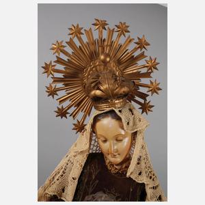 Geschnitzte Marienplastik