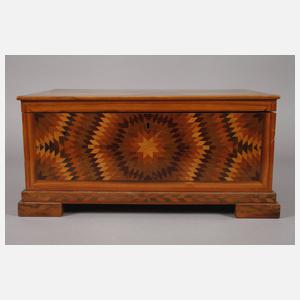 Intarsierte Schatulle