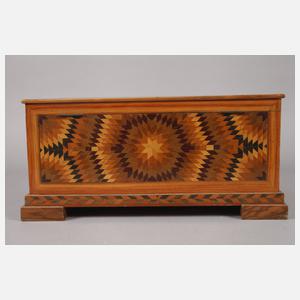 Intarsierte Schatulle