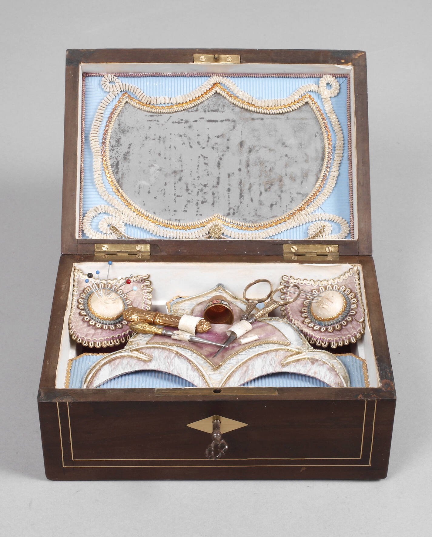 Kleine Nähschatulle Spätbiedermeier