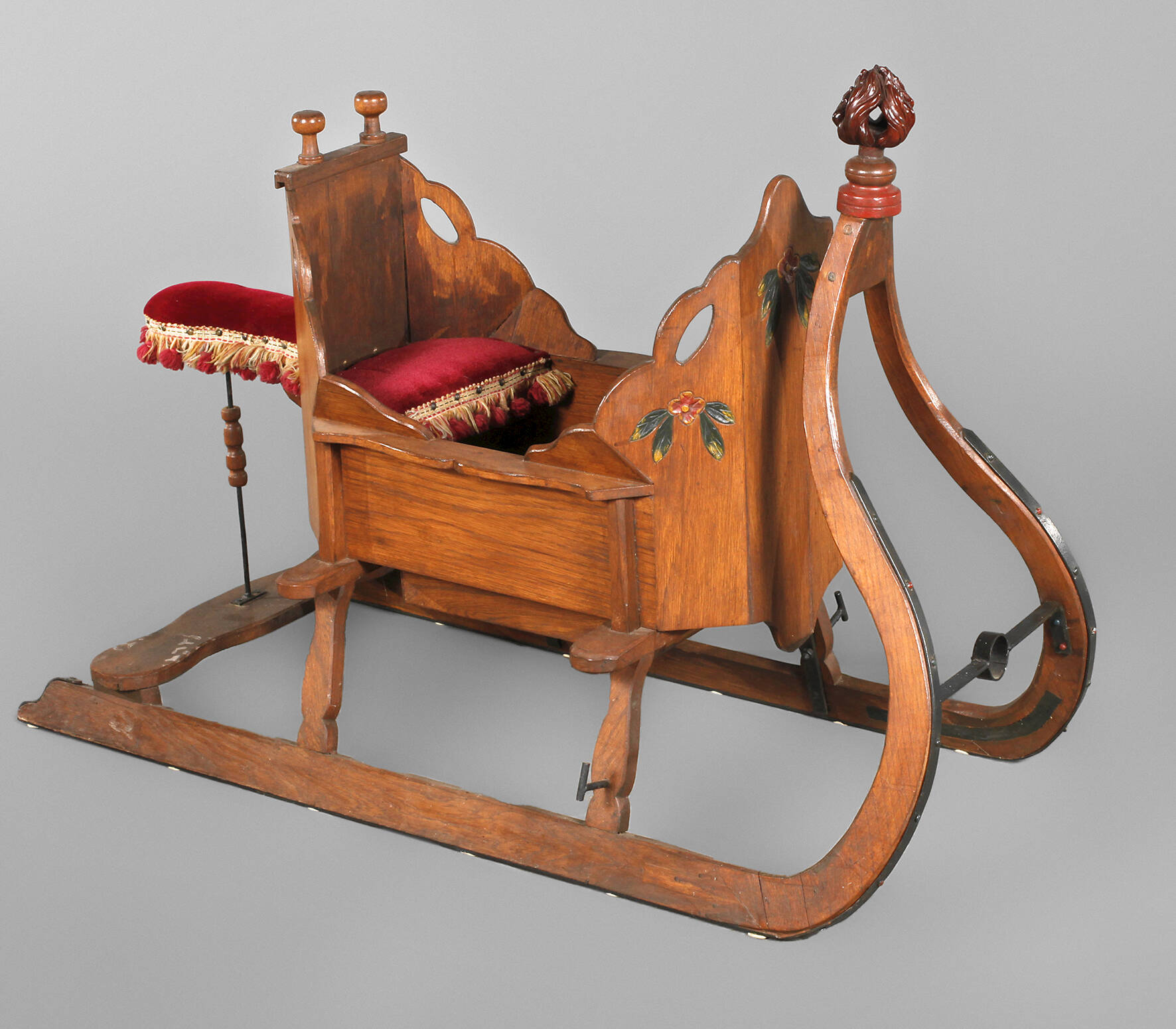 Historischer Kinderschlitten