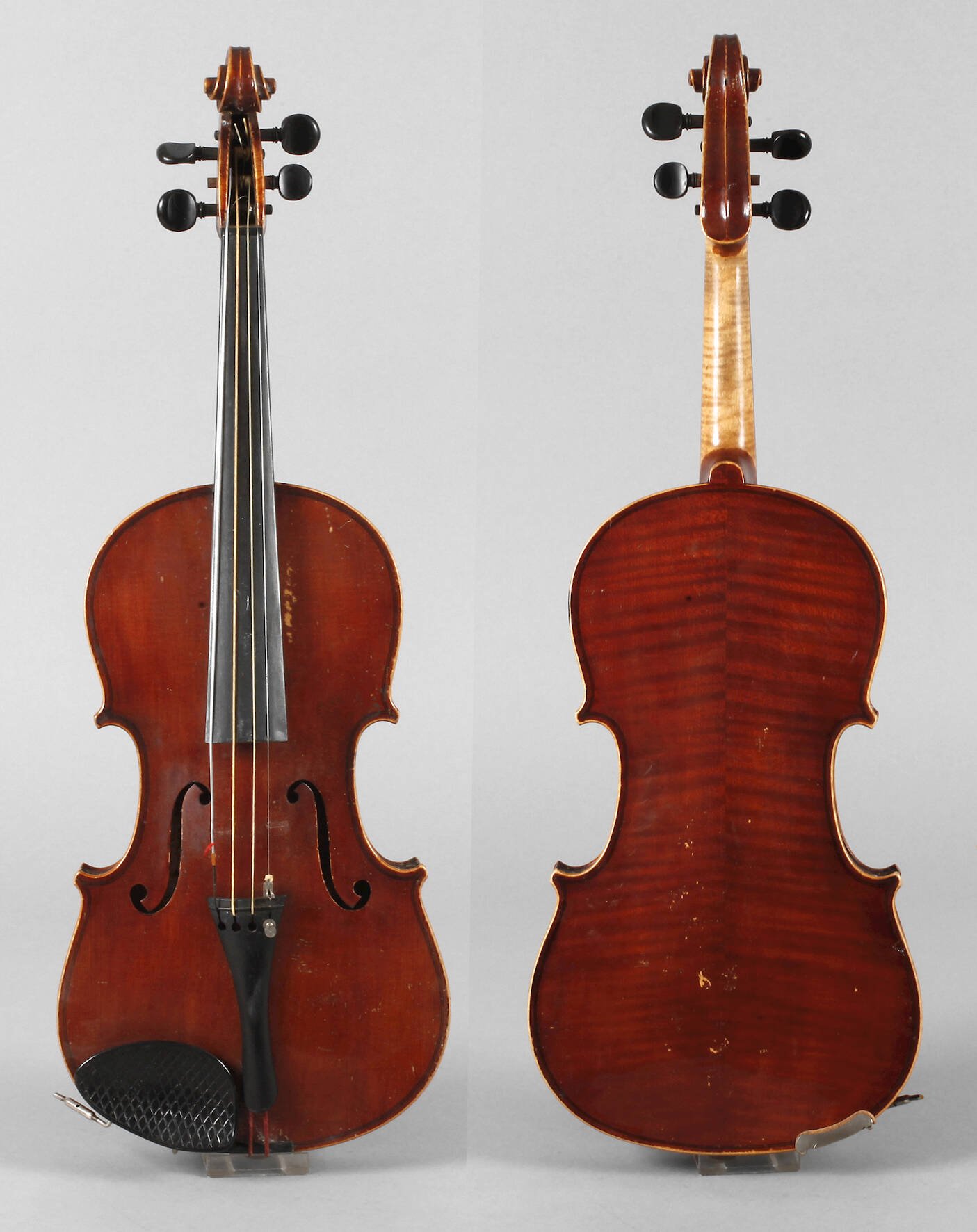 Violine mit Bogen