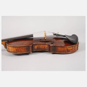 Violine im Etui