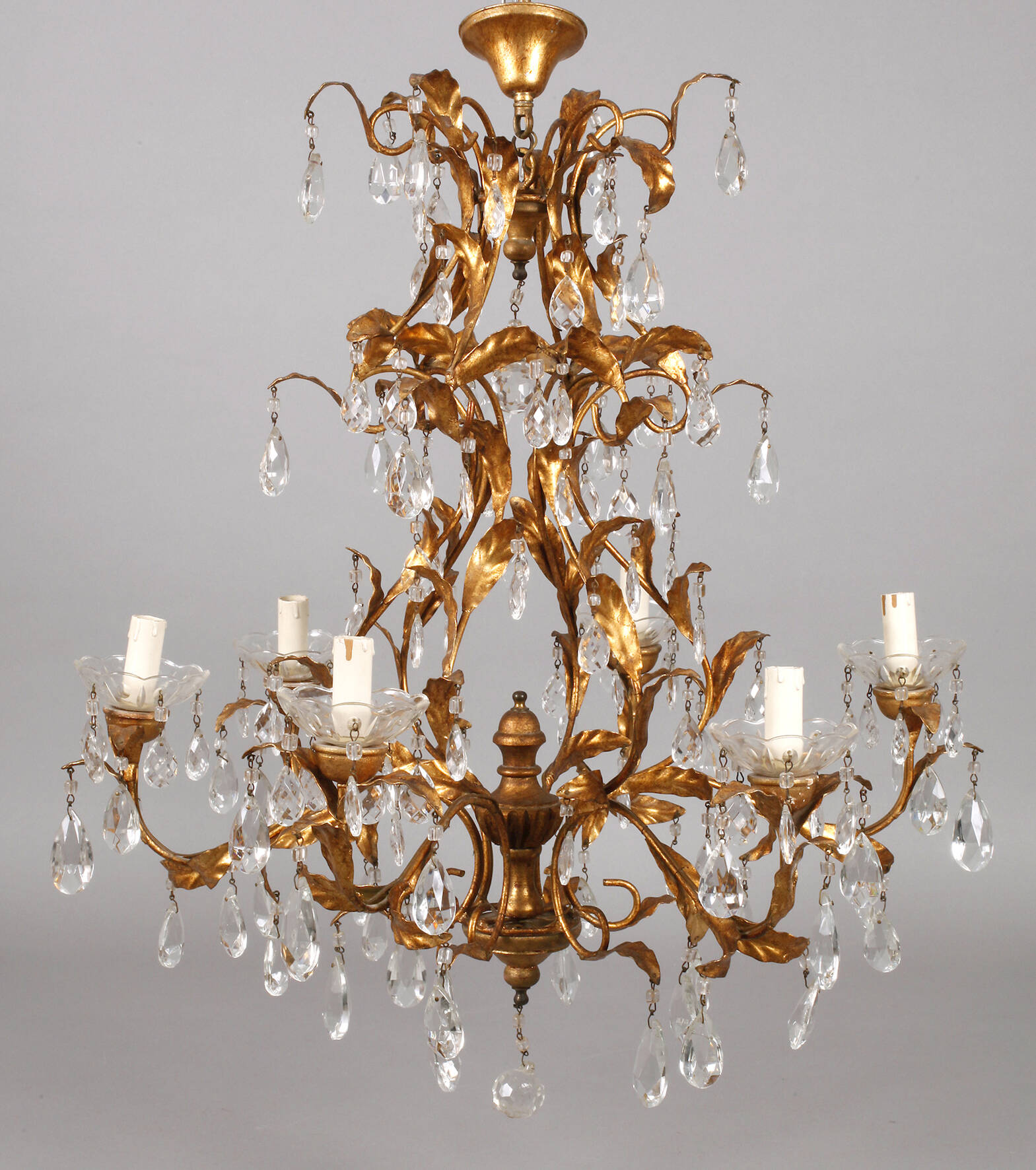 Floraler Deckenlüster