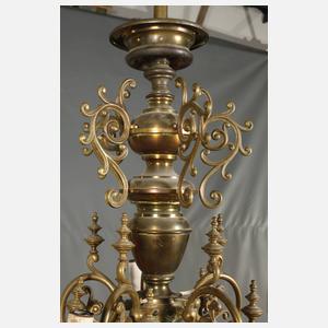 Großer Deckenlüster