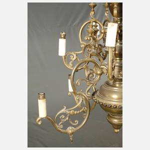 Großer Deckenlüster