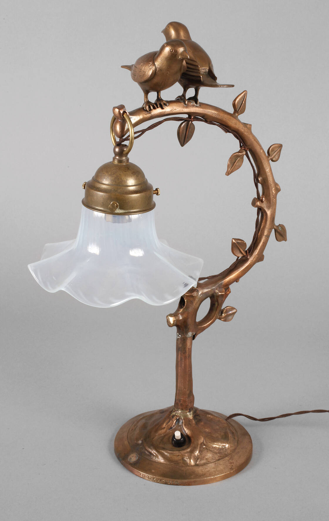 Figürliche Tischlampe