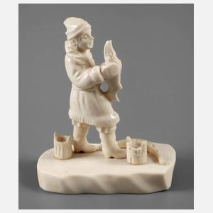 Figürliche Beinschnitzerei