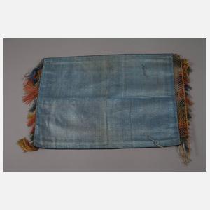 Feine Seidenstickerei