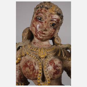 Figürliche Schnitzerei