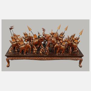 Große geschnitzte Schlachtenszene