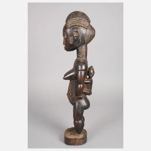 Geschnitzte Fruchtbarkeitsfigur