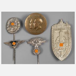 Konvolut Kleinabzeichen