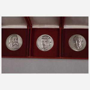 Konvolut Plaketten Buchenwald/Sachsenhausen