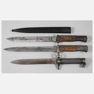 Drei Bajonette