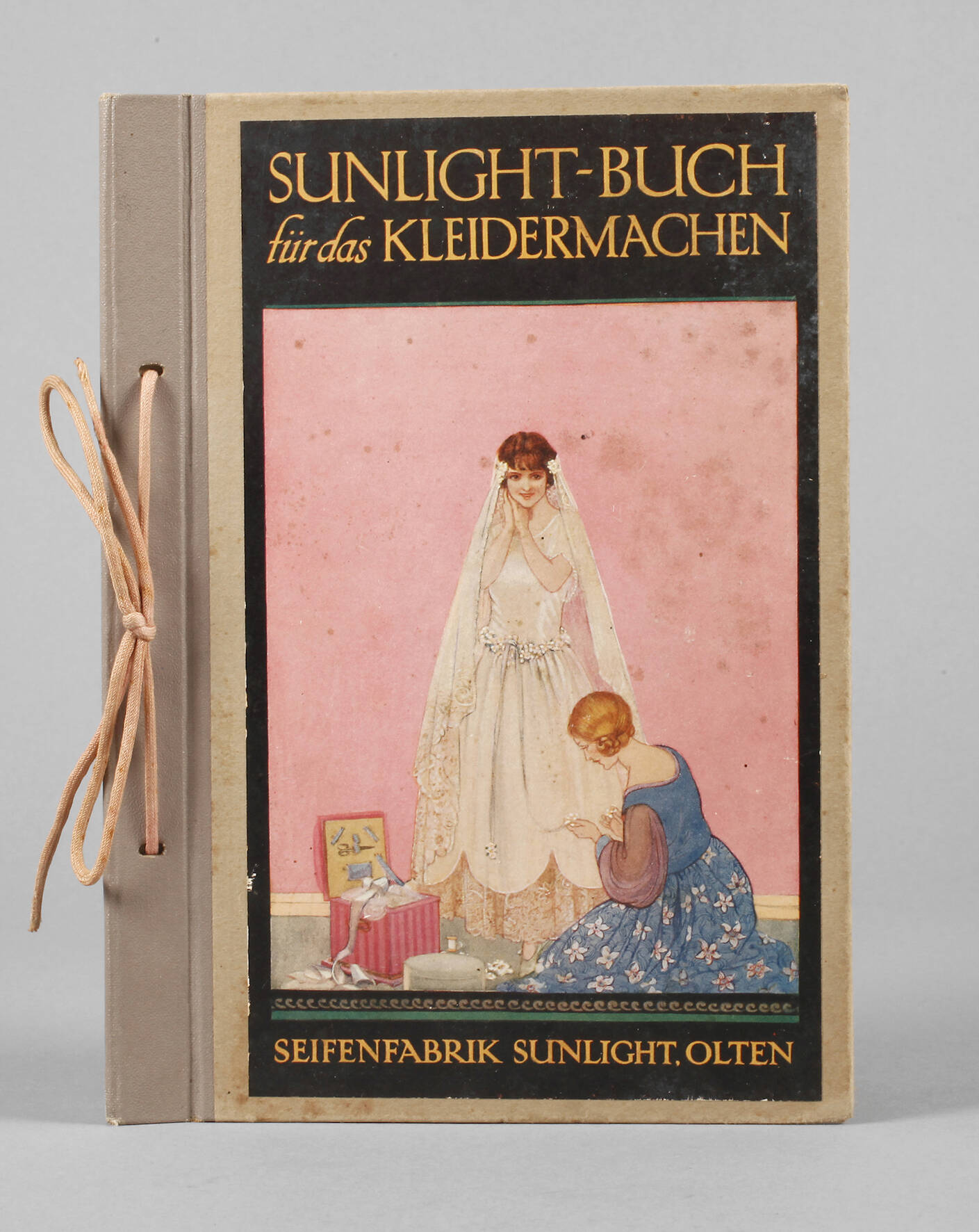 Sunlight-Buch für das Kleidermachen