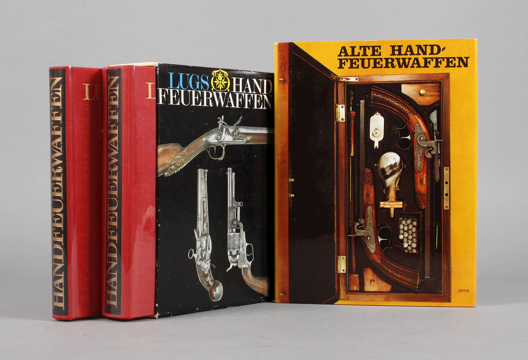 Konvolut Handbücher Schusswaffen