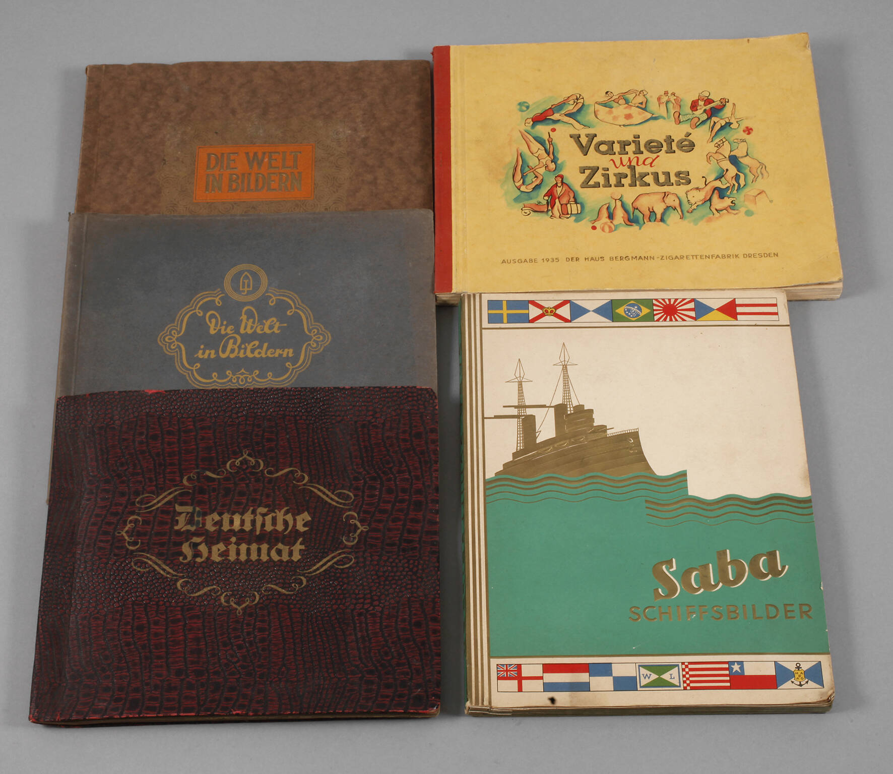 Fünf Sammelbilderalben