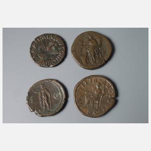 Vier römische Münzen
