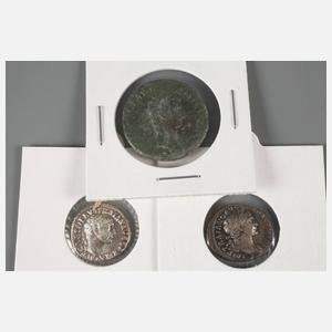 Drei Münzen Nerva/Trajan